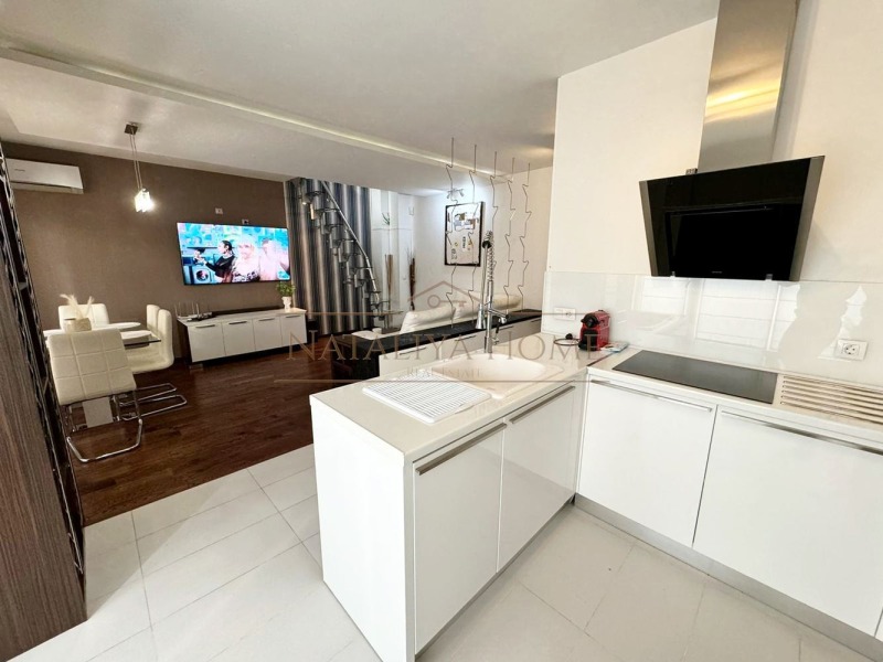 Продава 2-СТАЕН, град Бургас, Зорница • 214999 € / 420501.49 лв. • 83941516 1 — Holmes.bg Продава 2-СТАЕН, град Бургас, Зорница • 214999 € / 420501.49 лв. • 83941516 1