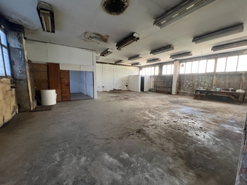 Дава под наем ПРОМ. ПОМЕЩЕНИЕград Варна, Гранд Мол