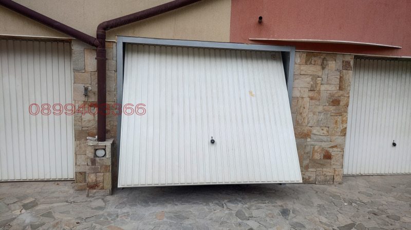 Под наем ГАРАЖ, ПАРКОМЯСТО, град София, Бъкстон • 400 € • 49420044 1 — Holmes.bg Под наем ГАРАЖ, ПАРКОМЯСТО, град София, Бъкстон • 400 € • 49420044 1