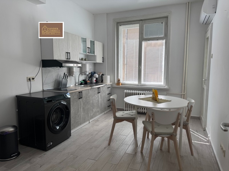 Под наем 3-СТАЕН, град София, Център • 1100 € • 90159324 1 — Holmes.bg Под наем 3-СТАЕН, град София, Център • 1100 € • 90159324 1