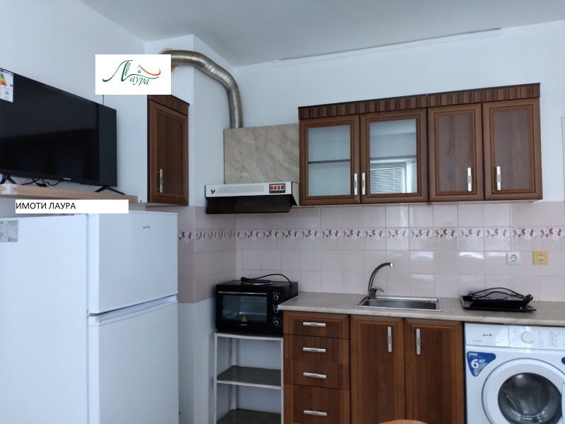 Под наем 1-СТАЕН, град Шумен, Болницата • 500 лв. / 255.65 € • 30375276 1 — Holmes.bg Под наем 1-СТАЕН, град Шумен, Болницата • 500 лв. / 255.65 € • 30375276 1