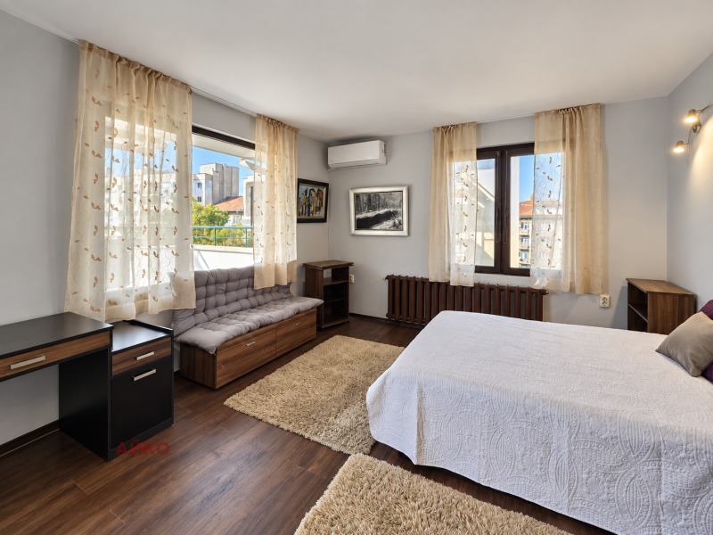 Под наем 1-СТАЕН, град София, Център • 600 € • 48376590 1 — Holmes.bg Под наем 1-СТАЕН, град София, Център • 600 € • 48376590 1