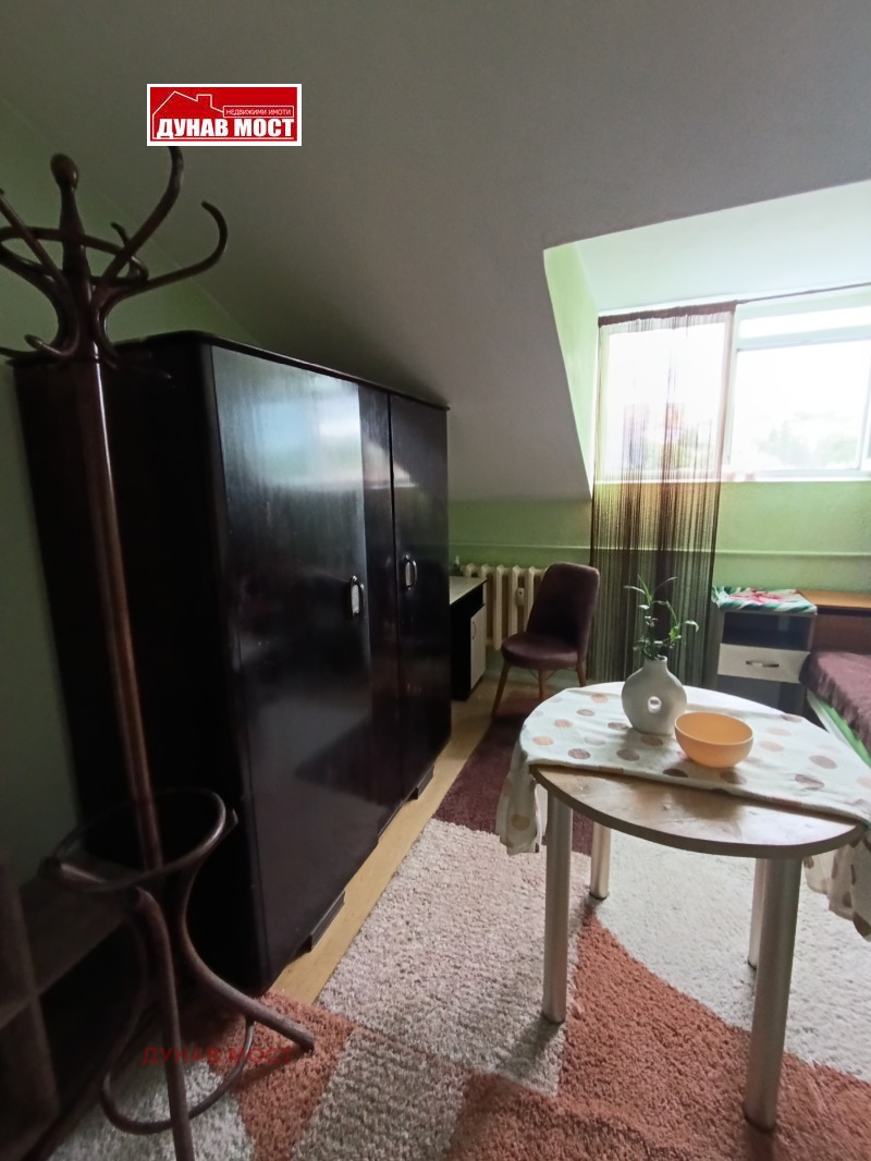 Под наем АТЕЛИЕ, ТАВАН, град Русе, Родина 1 • 220 € • 75396282 1 — Holmes.bg Под наем АТЕЛИЕ, ТАВАН, град Русе, Родина 1 • 220 € • 75396282 1