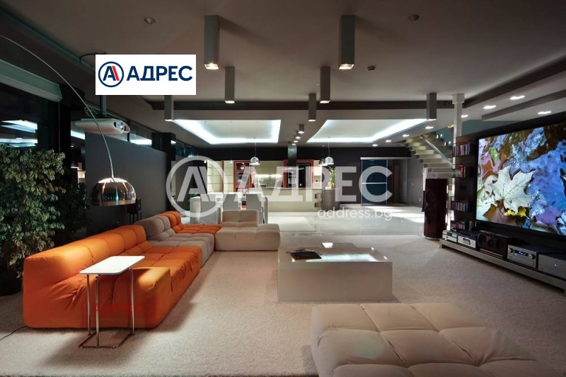 Под наем КЪЩА, град Варна, Бриз • 5000 € / 9779.15 лв. • 49926504 1 — Holmes.bg Под наем КЪЩА, град Варна, Бриз • 5000 € / 9779.15 лв. • 49926504 1