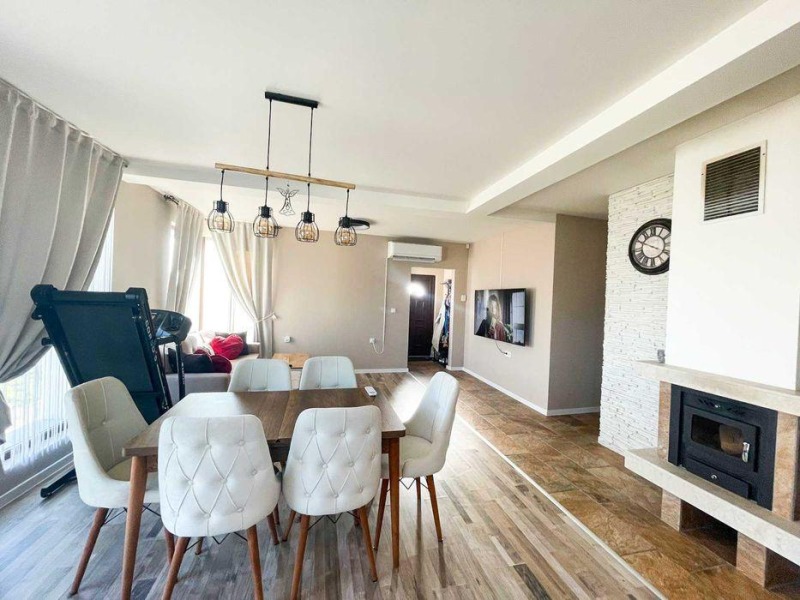 Под наем КЪЩА, област София, гр. Божурище • 1075 € / 2102.52 лв. • 26263525 1 — Holmes.bg Под наем КЪЩА, област София, гр. Божурище • 1075 € / 2102.52 лв. • 26263525 1