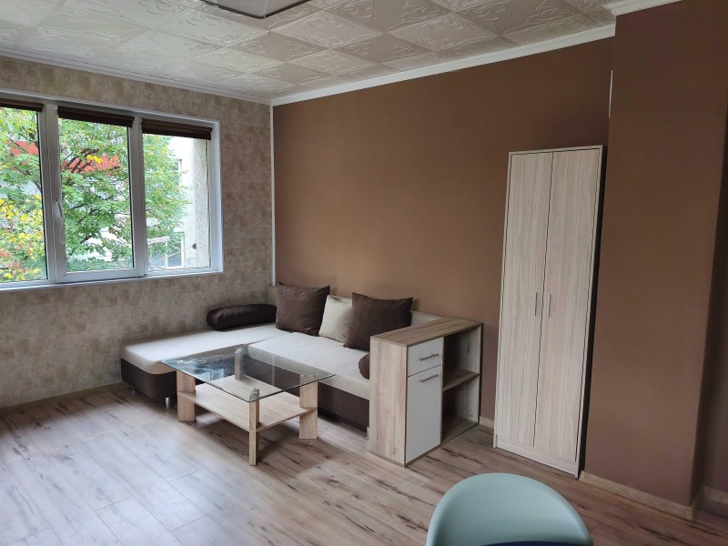 Под наем 2-СТАЕН, град София, Левски • 485 € / 948.58 лв. • 13571738 1 — Holmes.bg Под наем 2-СТАЕН, град София, Левски • 485 € / 948.58 лв. • 13571738 1