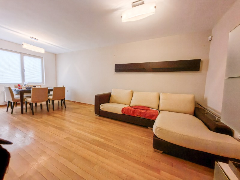 Под наем 4-СТАЕН, град София, Стрелбище • 800 € / 1564.66 лв. • 82196154 1 — Holmes.bg Под наем 4-СТАЕН, град София, Стрелбище • 800 € / 1564.66 лв. • 82196154 1