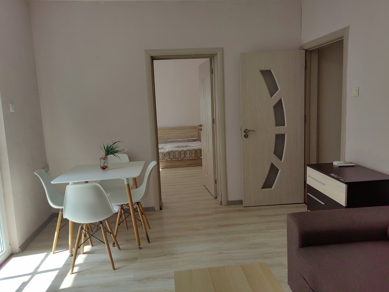 Под наем 2-СТАЕН, град Пловдив, Каменица 1 • 450 € • 95294249 1 — Holmes.bg Под наем 2-СТАЕН, град Пловдив, Каменица 1 • 450 € • 95294249 1