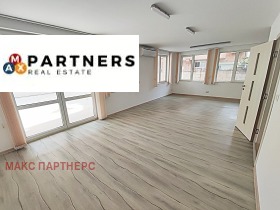 ОФИС, 80 m2 - Holmes.bg ОФИС, 80 m2