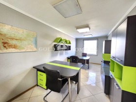 ОФИС, 101 m2 - Holmes.bg ОФИС, 101 m2