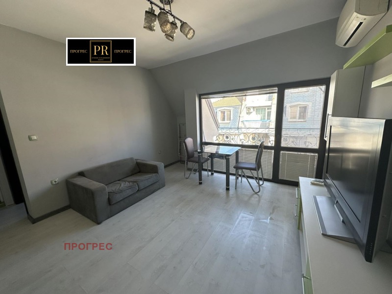 Под наем 2-СТАЕН, град Пловдив, Младежки Хълм • 460 € / 899.68 лв. • 15860701 1 — Holmes.bg Под наем 2-СТАЕН, град Пловдив, Младежки Хълм • 460 € / 899.68 лв. • 15860701 1