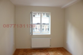 Обява Дава под наем ОФИС,град София, Център