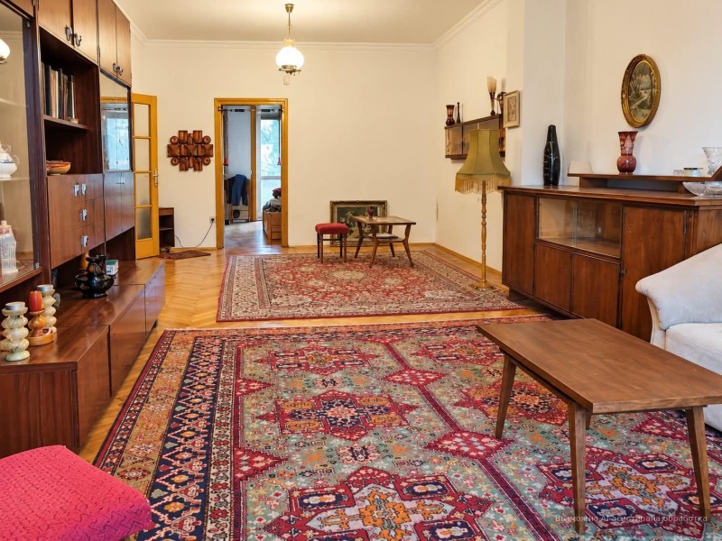Под наем 2-СТАЕН, град София, Център • 530 € • 89140235 1 — Holmes.bg Под наем 2-СТАЕН, град София, Център • 530 € • 89140235 1