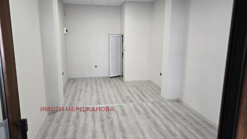 Под наем МАГАЗИН, град Стара Загора, МБАЛ Иван Рилски • 400 € • 84340363 1 — Holmes.bg Под наем МАГАЗИН, град Стара Загора, МБАЛ Иван Рилски • 400 € • 84340363 1