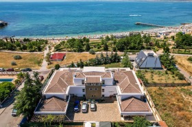 КЪЩА, 1 000 m2 - Holmes.bg КЪЩА, 1 000 m2