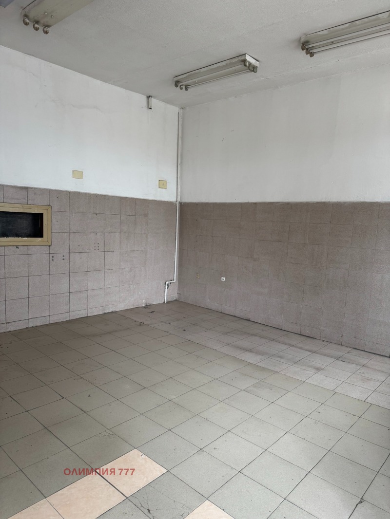 Под наем СКЛАД, град Плевен, Индустриална зона - Изток • 850 лв. / 434.60 € • 98816819 1 — Holmes.bg Под наем СКЛАД, град Плевен, Индустриална зона - Изток • 850 лв. / 434.60 € • 98816819 1