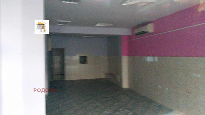 Под наем МАГАЗИН, град Пловдив, Кючук Париж • 650 € / 1271.29 лв. • 11076197 1 — Holmes.bg Под наем МАГАЗИН, град Пловдив, Кючук Париж • 650 € / 1271.29 лв. • 11076197 1
