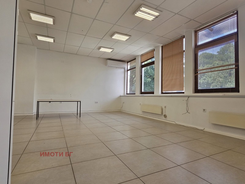 Под наем ОФИС, град София, Лозенец • 1400 € / 2738.16 лв. • 90160224 1 — Holmes.bg Под наем ОФИС, град София, Лозенец • 1400 € / 2738.16 лв. • 90160224 1