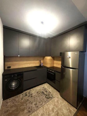 Обява Дава под наем 2-СТАЕН,град София, Хладилника