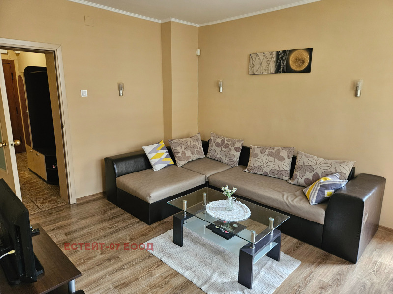 Под наем 2-СТАЕН, град Пловдив, Център • 520 € • 17727133 1 — Holmes.bg Под наем 2-СТАЕН, град Пловдив, Център • 520 € • 17727133 1