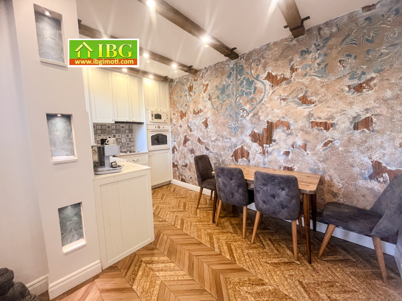 Под наем 2-СТАЕН, град Русе, Център • 600 € / 1173.50 лв. • 42101588 1 — Holmes.bg Под наем 2-СТАЕН, град Русе, Център • 600 € / 1173.50 лв. • 42101588 1