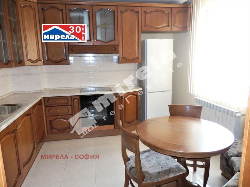 Под наем 4-СТАЕН, град София, Стрелбище • 1300 € / 2542.58 лв. • 97034168 1 — Holmes.bg Под наем 4-СТАЕН, град София, Стрелбище • 1300 € / 2542.58 лв. • 97034168 1