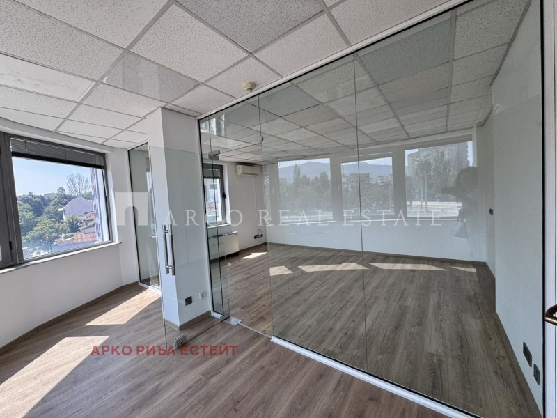 Под наем ОФИС, град София, Център • 1700 € • 51901759 1 — Holmes.bg Под наем ОФИС, град София, Център • 1700 € • 51901759 1