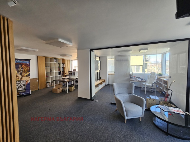 Под наем ОФИС, град София, Център • 2500 € / 4889.57 лв. • 24368987 1 — Holmes.bg Под наем ОФИС, град София, Център • 2500 € / 4889.57 лв. • 24368987 1