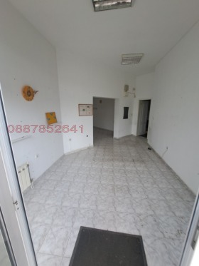 МАГАЗИН, 43 m2 - Holmes.bg МАГАЗИН, 43 m2