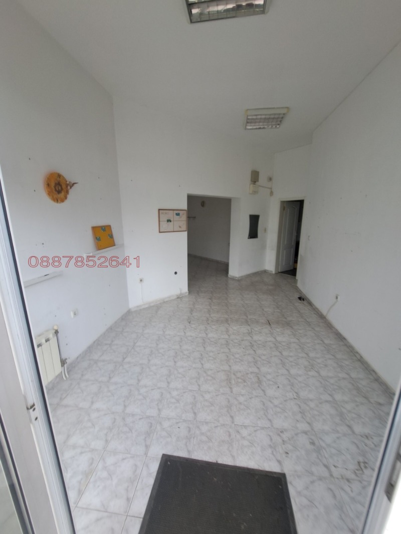 Под наем МАГАЗИН, град София, Бъкстон • 358 € / 700.19 лв. • 92245987 1 — Holmes.bg Под наем МАГАЗИН, град София, Бъкстон • 358 € / 700.19 лв. • 92245987 1