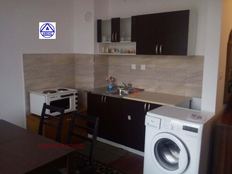Под наем 2-СТАЕН, град Плевен, Широк център • 250 € / 488.96 лв. • 27250847 1 — Holmes.bg Под наем 2-СТАЕН, град Плевен, Широк център • 250 € / 488.96 лв. • 27250847 1
