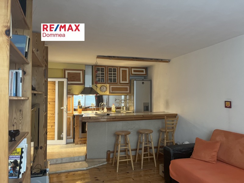 Под наем 3-СТАЕН, град Варна, Спортна зала • 1300 лв. / 664.68 € • 56612539 1 — Holmes.bg Под наем 3-СТАЕН, град Варна, Спортна зала • 1300 лв. / 664.68 € • 56612539 1