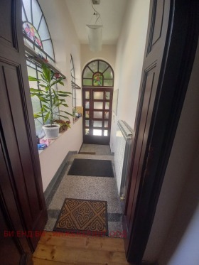 ОФИС, 165 m2 - Holmes.bg ОФИС, 165 m2