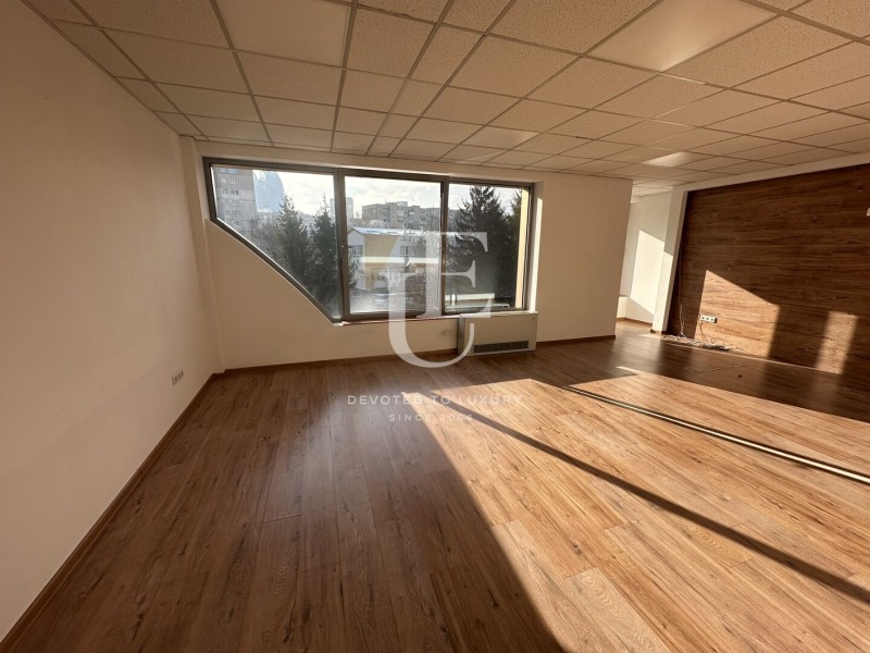 Под наем ОФИС, град София, Дианабад • 1300 € • 56948547 1 — Holmes.bg Под наем ОФИС, град София, Дианабад • 1300 € • 56948547 1