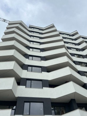 Обява Дава под наем ЗАВЕДЕНИЕ,град Варна, Възраждане 4