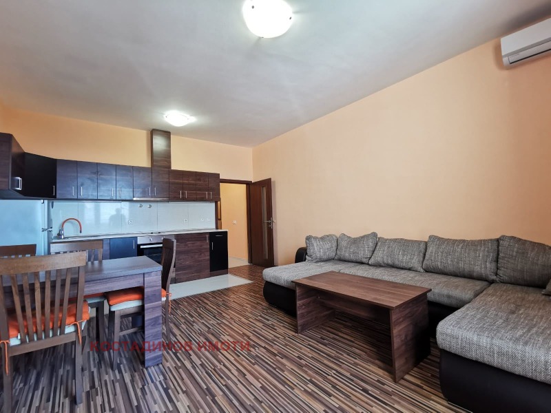 Под наем 3-СТАЕН, град Пловдив, Център • 550 € • 67607964 1 — Holmes.bg Под наем 3-СТАЕН, град Пловдив, Център • 550 € • 67607964 1