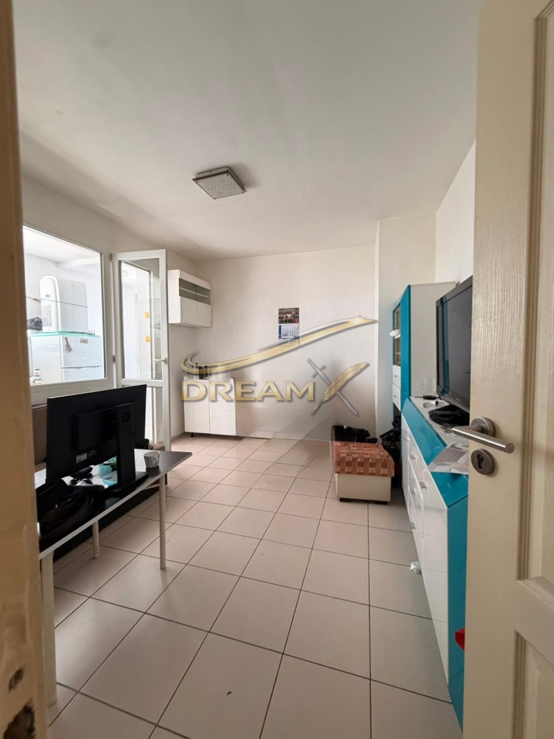 Под наем 2-СТАЕН, град Пловдив, Каменица 2 • 380 € / 743.22 лв. • 75088819 1 — Holmes.bg Под наем 2-СТАЕН, град Пловдив, Каменица 2 • 380 € / 743.22 лв. • 75088819 1