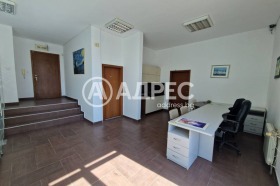 ОФИС, 104 m2 - Holmes.bg ОФИС, 104 m2