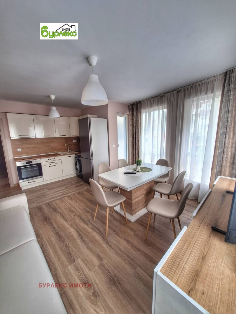 Под наем 2-СТАЕН, град Варна, Център • 1200 лв. / 613.55 € • 39139163 1 — Holmes.bg Под наем 2-СТАЕН, град Варна, Център • 1200 лв. / 613.55 € • 39139163 1