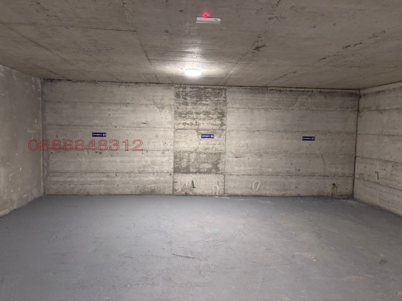 Под наем ГАРАЖ, ПАРКОМЯСТО, град Варна, Левски 2 • 100 € • 99731749 1 — Holmes.bg Под наем ГАРАЖ, ПАРКОМЯСТО, град Варна, Левски 2 • 100 € • 99731749 1