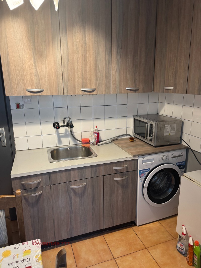 Под наем 1-СТАЕН, град Плевен, Идеален център • 320 € / 625.87 лв. • 74250354 1 — Holmes.bg Под наем 1-СТАЕН, град Плевен, Идеален център • 320 € / 625.87 лв. • 74250354 1