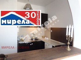 Обява Дава под наем 2-СТАЕН,град София, Хладилника