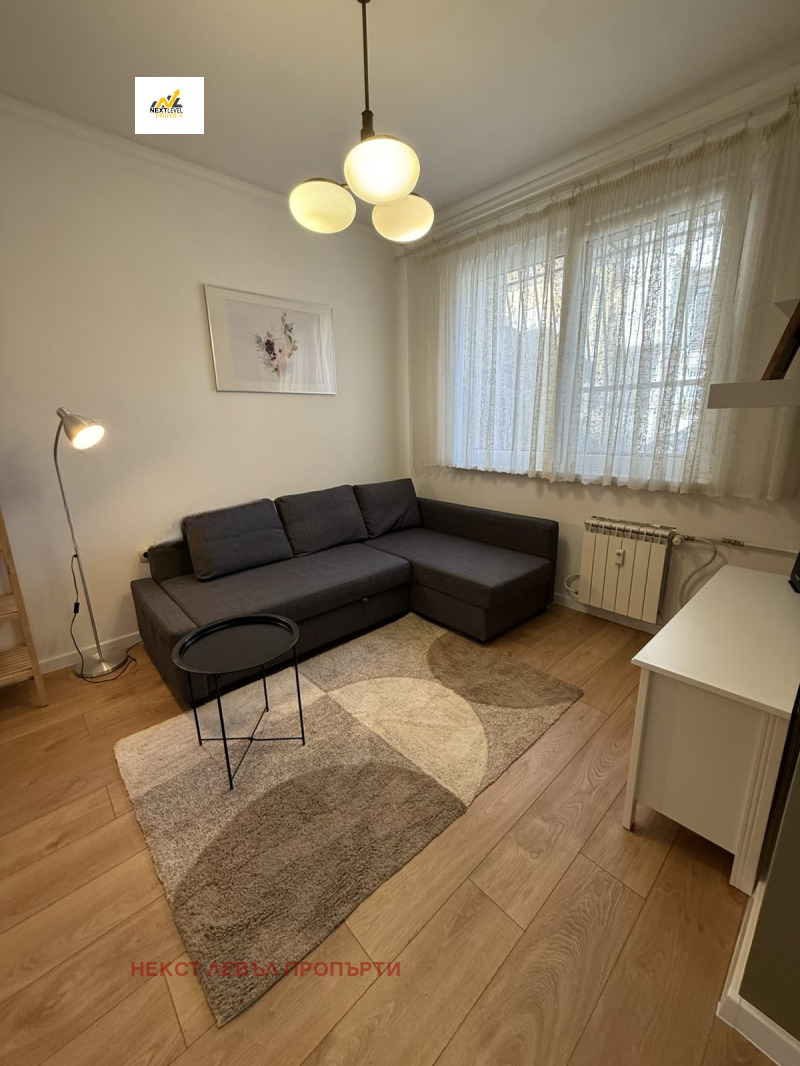Под наем 1-СТАЕН, град София, Център • 650 € • 28357925 1 — Holmes.bg Под наем 1-СТАЕН, град София, Център • 650 € • 28357925 1