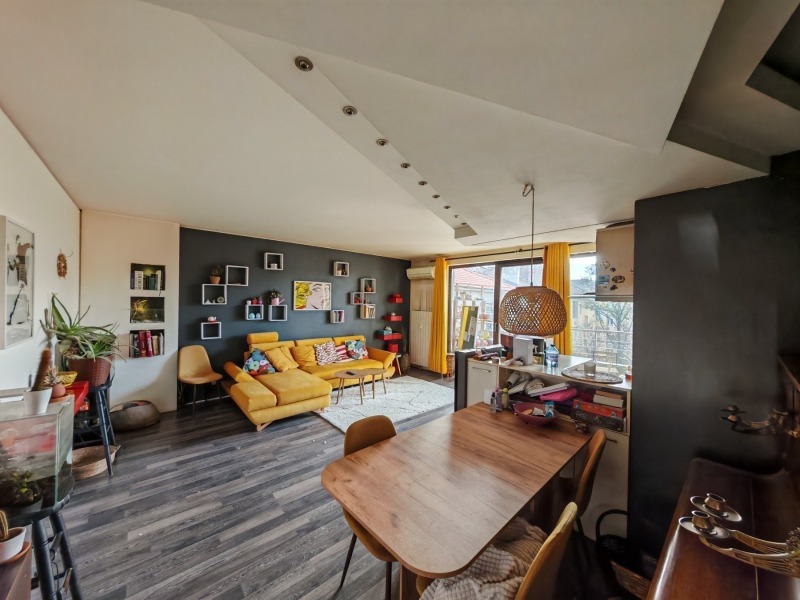 Под наем 3-СТАЕН, град София, Център • 950 € / 1858.04 лв. • 48029206 1 — Holmes.bg Под наем 3-СТАЕН, град София, Център • 950 € / 1858.04 лв. • 48029206 1