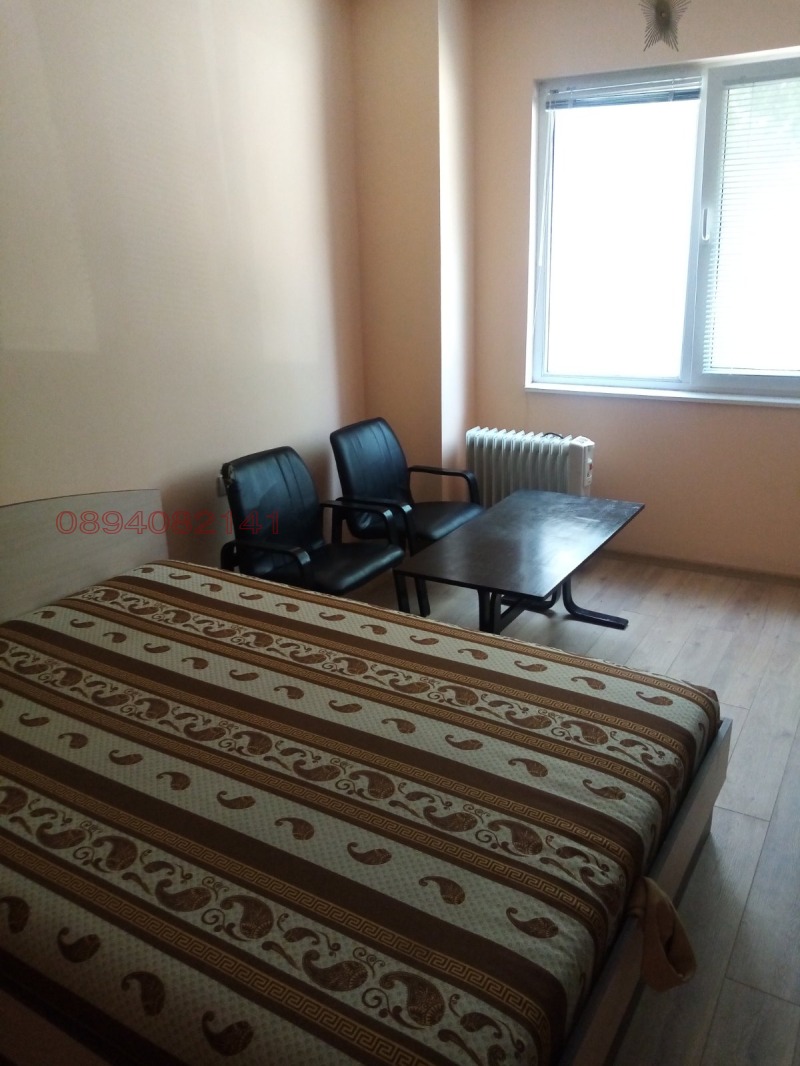 Под наем 1-СТАЕН, град Русе, Широк център • 250 € • 24398124 1 — Holmes.bg Под наем 1-СТАЕН, град Русе, Широк център • 250 € • 24398124 1