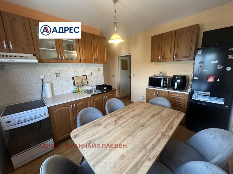 Под наем 2-СТАЕН, град Плевен, Дружба 1 • 350 € / 684.54 лв. • 27100125 1 — Holmes.bg Под наем 2-СТАЕН, град Плевен, Дружба 1 • 350 € / 684.54 лв. • 27100125 1