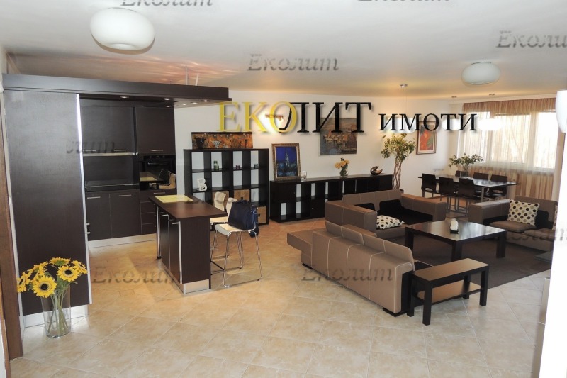 Под наем 4-СТАЕН, град София, Център • 1900 € • 61932952 1 — Holmes.bg Под наем 4-СТАЕН, град София, Център • 1900 € • 61932952 1