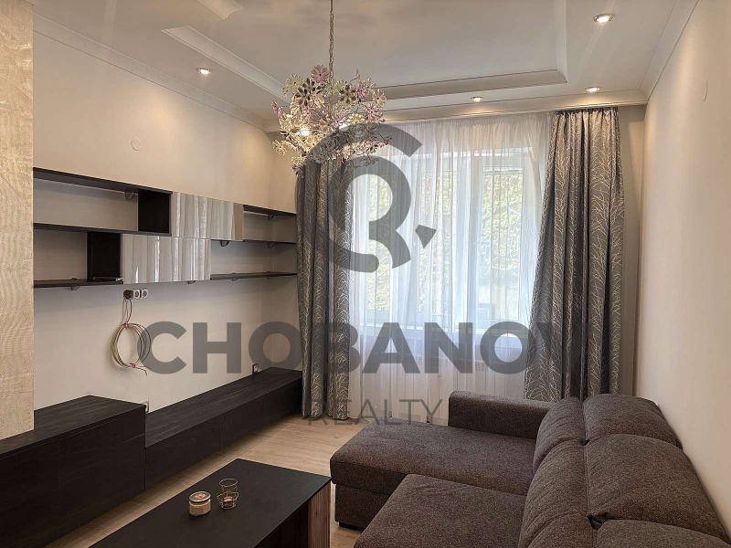 Под наем 4-СТАЕН, град София, Център • 1800 € / 3520.49 лв. • 59860360 1 — Holmes.bg Под наем 4-СТАЕН, град София, Център • 1800 € / 3520.49 лв. • 59860360 1