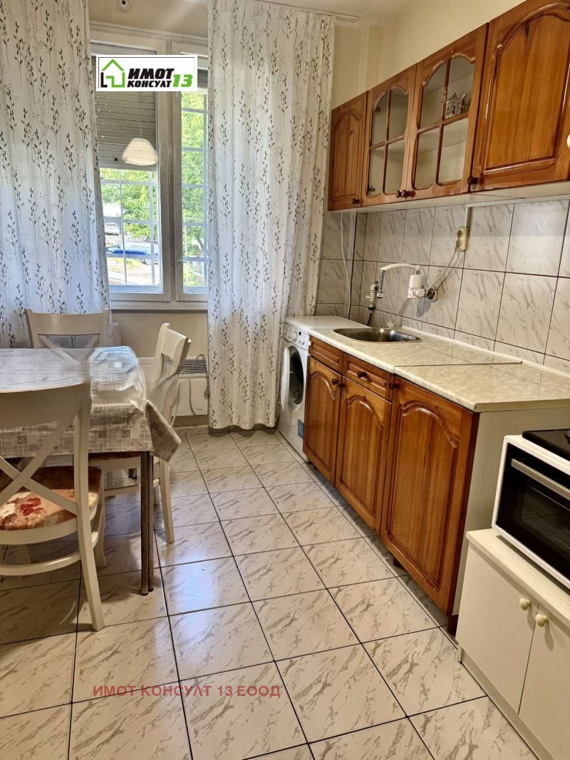 Под наем 3-СТАЕН, град Плевен, 9-ти квартал • 420 € • 84032531 1 — Holmes.bg Под наем 3-СТАЕН, град Плевен, 9-ти квартал • 420 € • 84032531 1