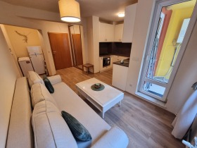 Обява Дава под наем 2-СТАЕН,град София, Хладилника